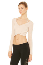 Load image into Gallery viewer, Amelia Long Sleeve Crop