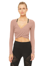 Load image into Gallery viewer, Amelia Luxe Long Sleeve Crop
