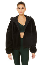 Load image into Gallery viewer, Duality Reversible Sherpa Jacket