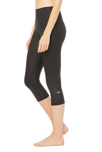 Load image into Gallery viewer, High-Waist Airbrush Capri
