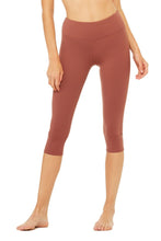 Load image into Gallery viewer, High-Waist Airbrush Capri