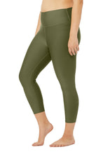 Load image into Gallery viewer, High-Waist Airlift Capri