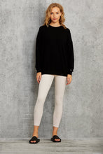 Load image into Gallery viewer, 7/8 High-Waist Alosoft Lounge Legging