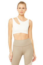 Load image into Gallery viewer, Peak Bra