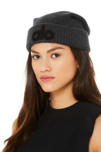 Load image into Gallery viewer, Cool Skies Beanie - Anthracite Heather
