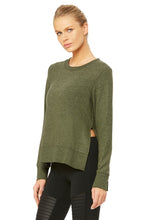 Load image into Gallery viewer, Glimpse Long Sleeve Top
