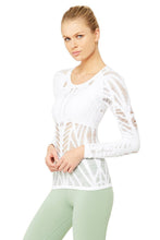 Load image into Gallery viewer, Wanderer Long Sleeve
