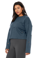 Load image into Gallery viewer, Cadence Pullover - Eclipse
