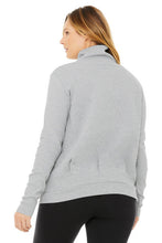 Load image into Gallery viewer, Clarity Long Sleeve - Dove Grey Heather
