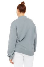 Load image into Gallery viewer, Freestyle Sweatshirt - Blue Haze
