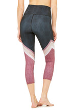 Load image into Gallery viewer, High-Waist Airbrush Capri - Print
