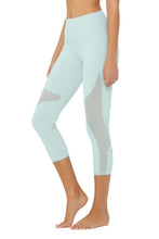 Load image into Gallery viewer, High-Waist Coast Capri
