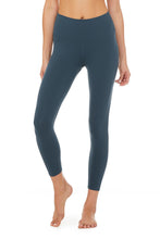 Load image into Gallery viewer, 7/8 High-Waist Airbrush Legging
