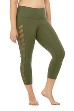 Load image into Gallery viewer, Chevron Capri
