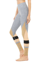 Load image into Gallery viewer, High-Waist Alosoft Momentum Legging
