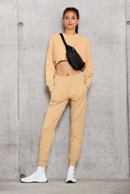 Load image into Gallery viewer, Unwind Sweatpant
