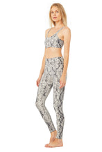 Load image into Gallery viewer, Vapor Snakeskin Bra &amp; High-Waist Legging Set
