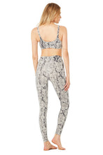 Load image into Gallery viewer, Vapor Snakeskin Bra &amp; High-Waist Legging Set

