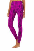 Load image into Gallery viewer, High-Waist Snakeskin Vapor Legging
